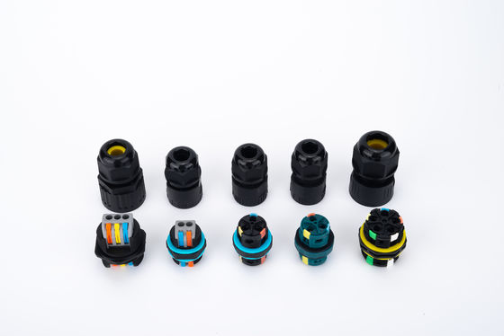 तार केबल कनेक्टर 32A 250VAC IP68 वाटरप्रूफ 2 वे कनेक्टर 6-12 मिमी DIA